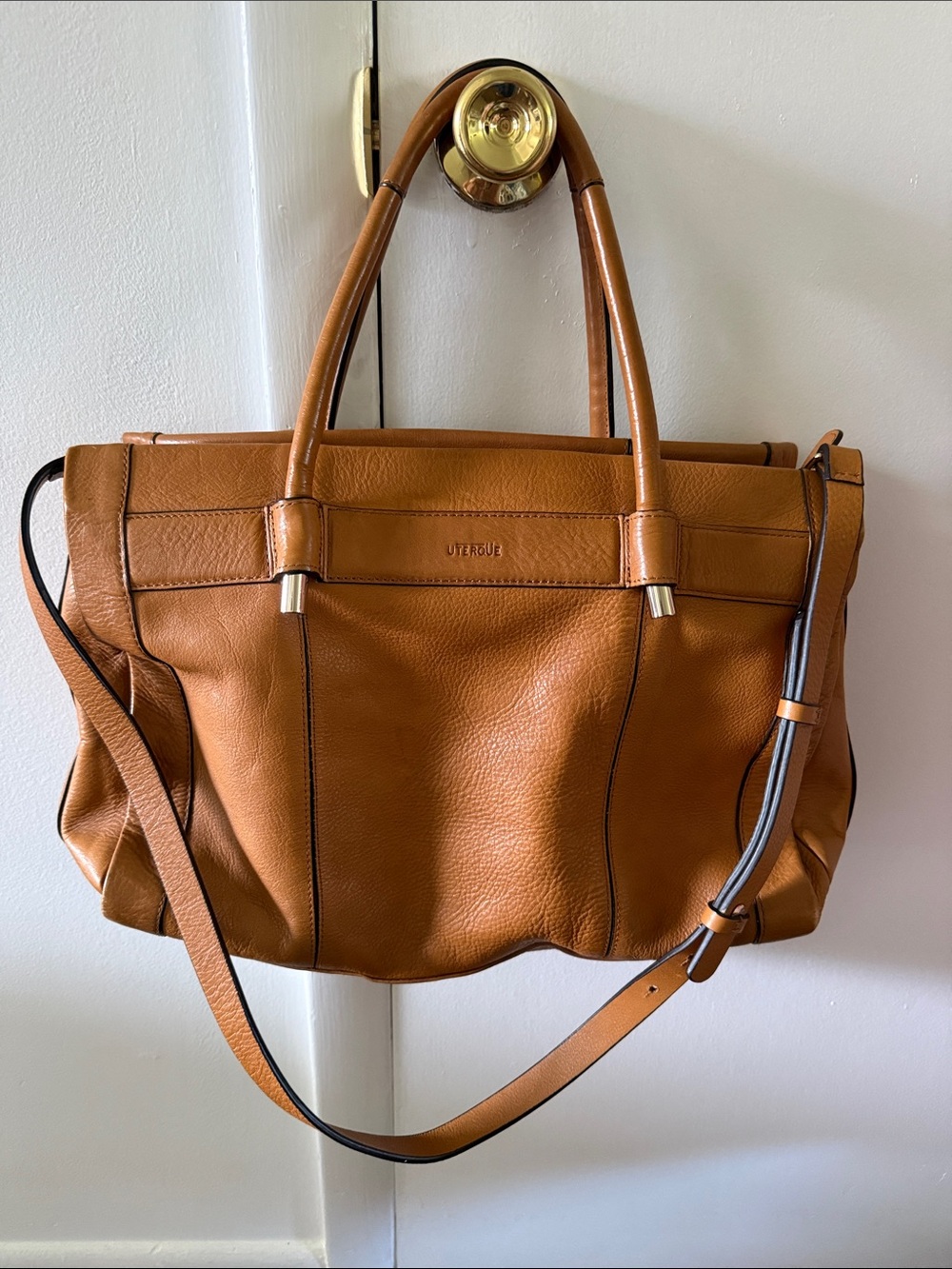 Uterque leather shoulder/tote bag